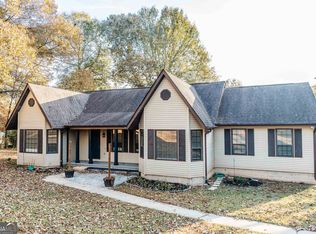 511 Pheasant Ridge Dr, Warner Robins, GA 31088