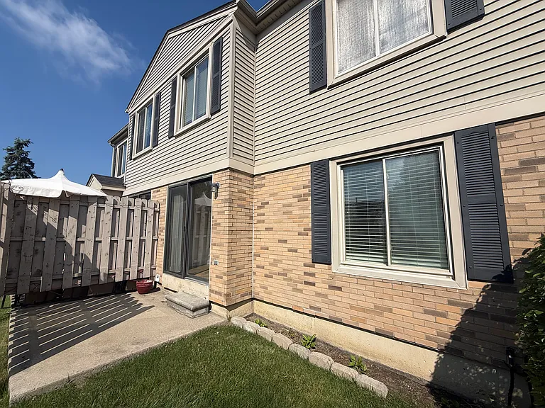 44540 Connecticut Ct — Photo 4