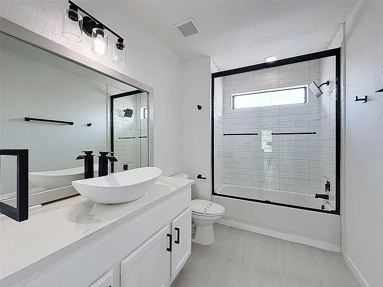 16710 Caribbean Breeze Way — Photo 13