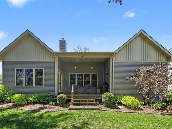 7774 E State St, Central Lake, MI 49622