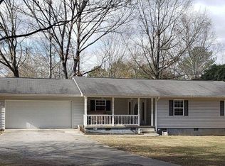 425 Crabapple Rd, Fayetteville, GA 30215