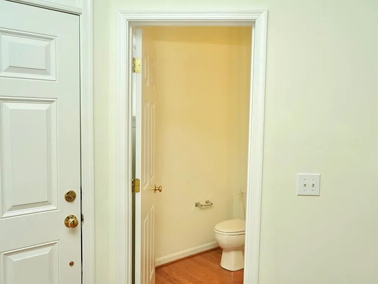 1119 Somer Chase Ct — Photo 4