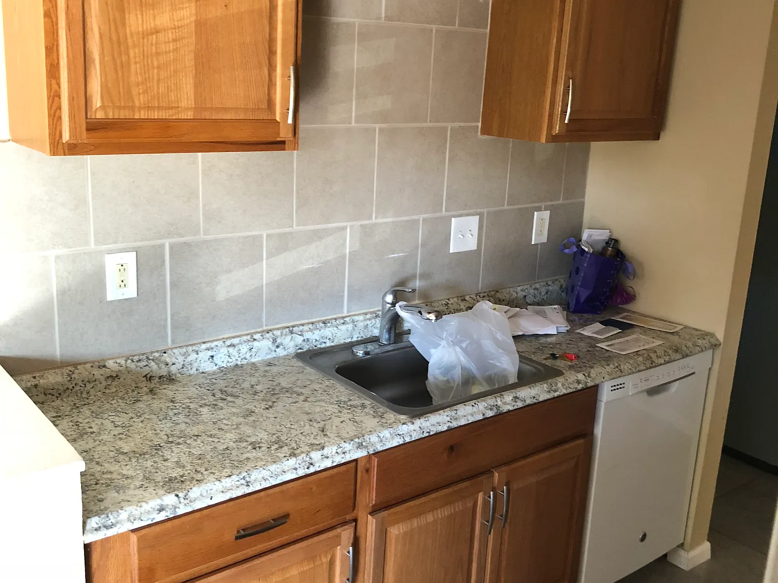 2 bed, 880 sqft, $2,200 — Photo 3