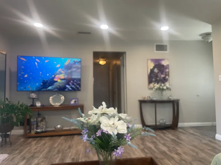 1836 Jellick Ave — Photo 6