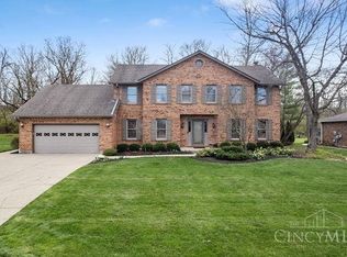 10234 Amberwood Ct, West Chester, OH 45241