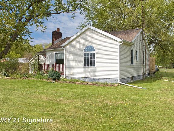 3rd image of 10021 N Clio Rd