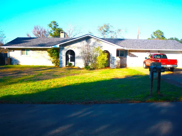 181 Velma Dr, Kilgore, TX 75662