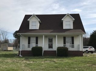 135 Tarpley Ave, Cornersville, TN 37047