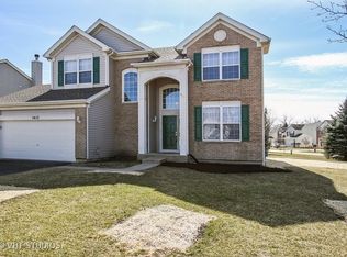 5417 Alexandria Ln, Carpentersville, IL 60110
