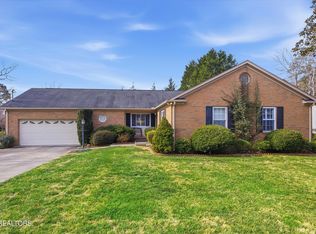 721 Kimbee Rd, Knoxville, TN 37923