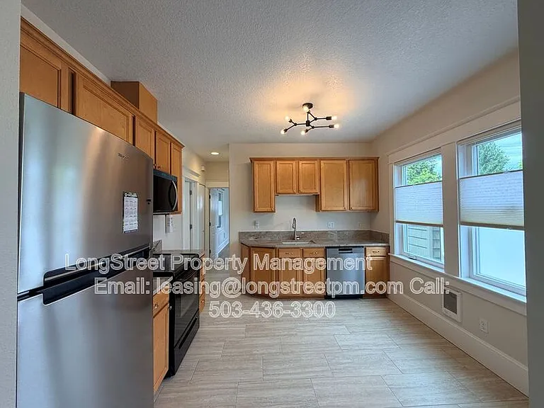1749 SE 46th Ave — Photo 12