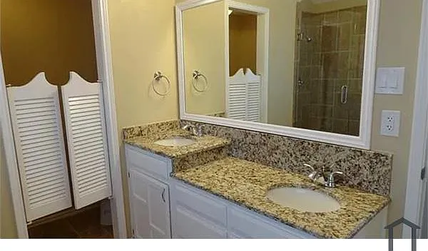 2432 Waterloo Ln — Photo 19