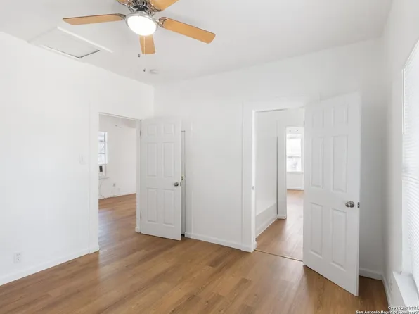 427 Goodrich, San Antonio, TX 78201