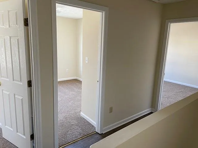 301 Michelle Dr #B — Photo 6