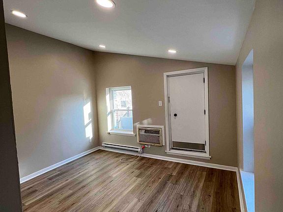 5th image of 1110 Pine St #4