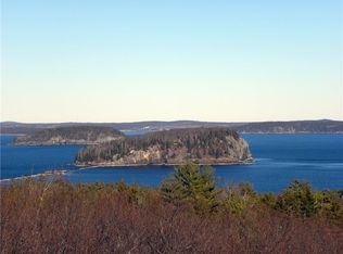 28 E Strawberry Hill Rd, Bar Harbor, ME 04609