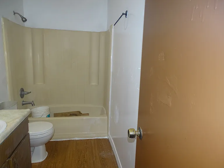 123 SE Bracken Way #102 — Photo 5