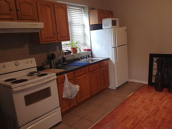 3rd image of 5619 Market St APT 1