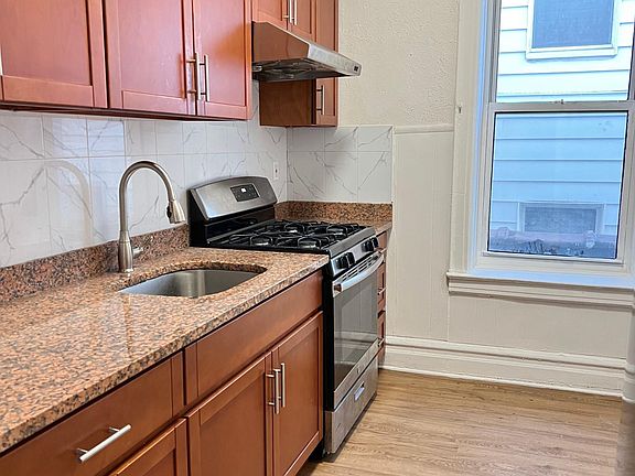 2nd image of 78 Avenue U #2