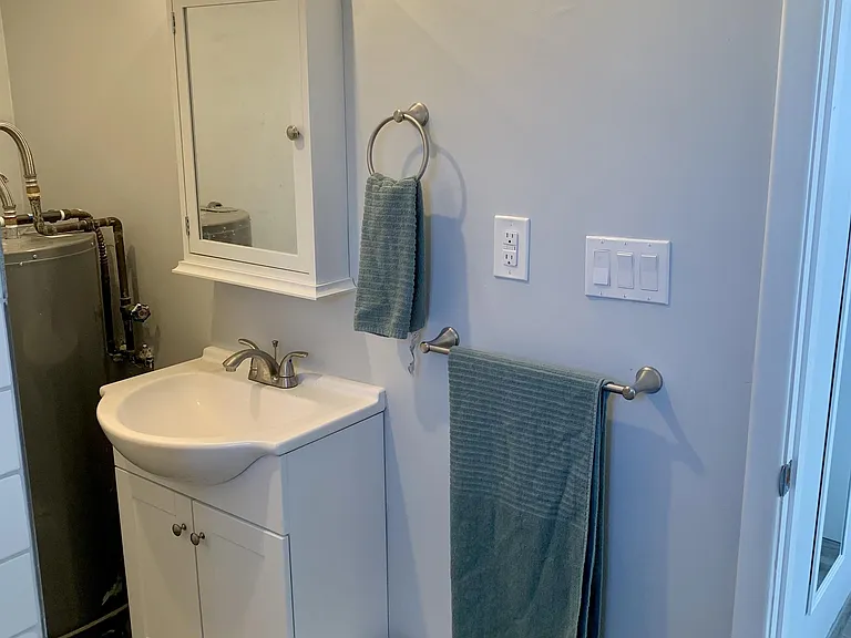 117 Bryn Mawr Dr NE #A — Photo 2