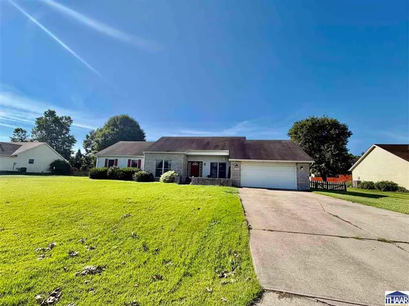 5565 Cactus Ct, Terre Haute, IN 47805