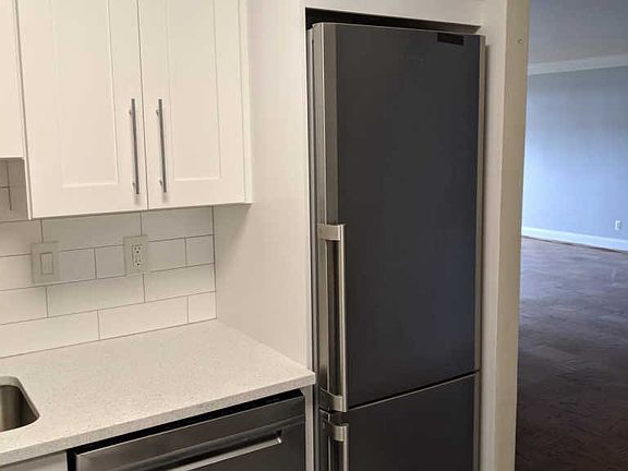 5th image of 4977 Battery Ln Unit 817