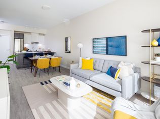1008 Pandora Ave #422B, Victoria, BC V8V3P3
