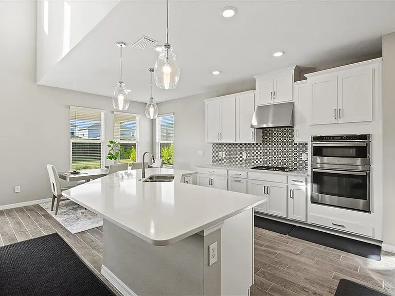 9312 Tequila Sunrise Dr — Photo 11