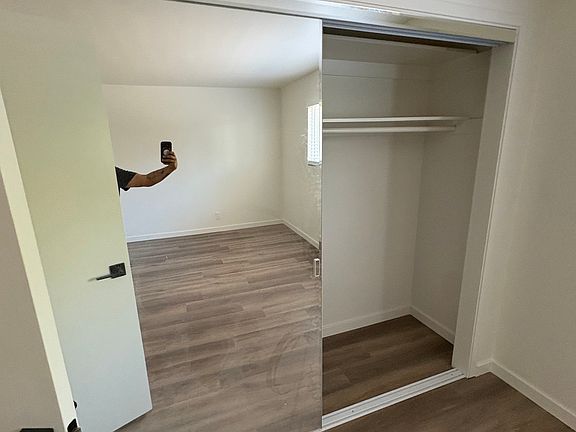 3rd image of 516 E Oak St #B