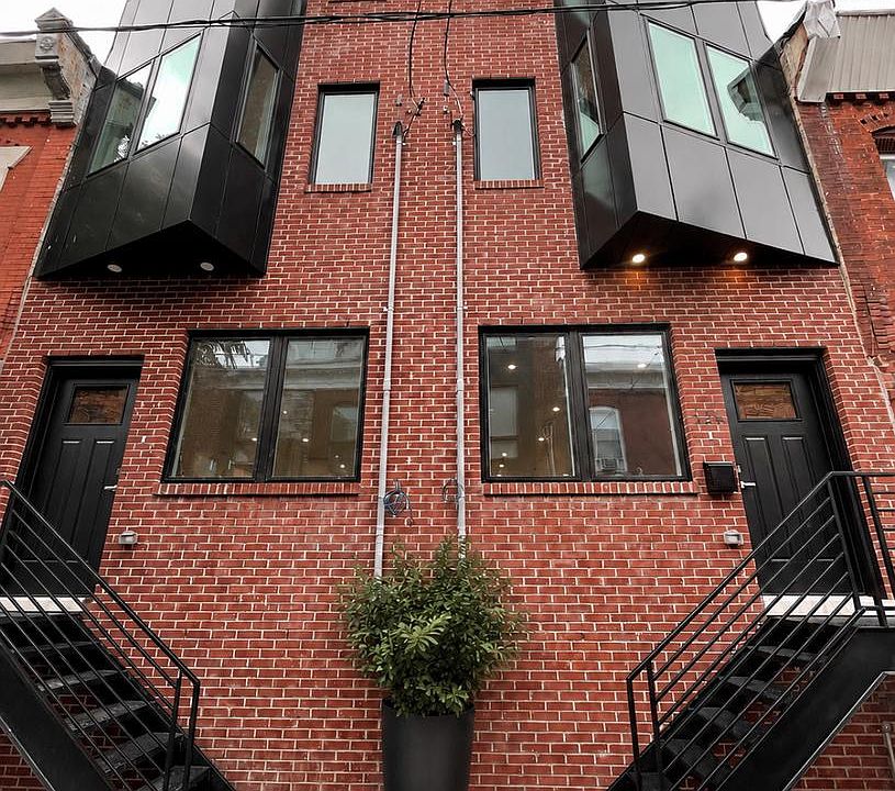 1st image of 525 Sigel St