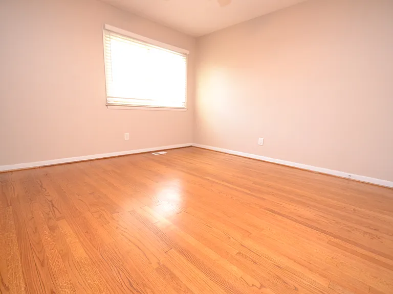 5133 Lundy Dr — Photo 26