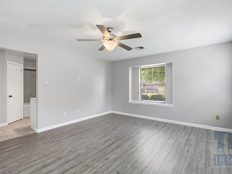 401 Oakridge Pass — Photo 16