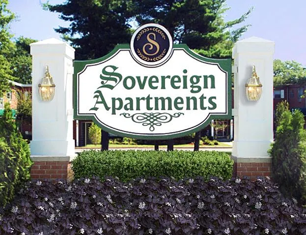 Sovereign and Saxony Apartments — Photo 12