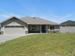 3000 Beagle Rd, White City, OR 97503