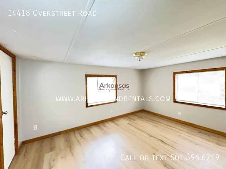 14418 Overstreet Rd — Photo 6