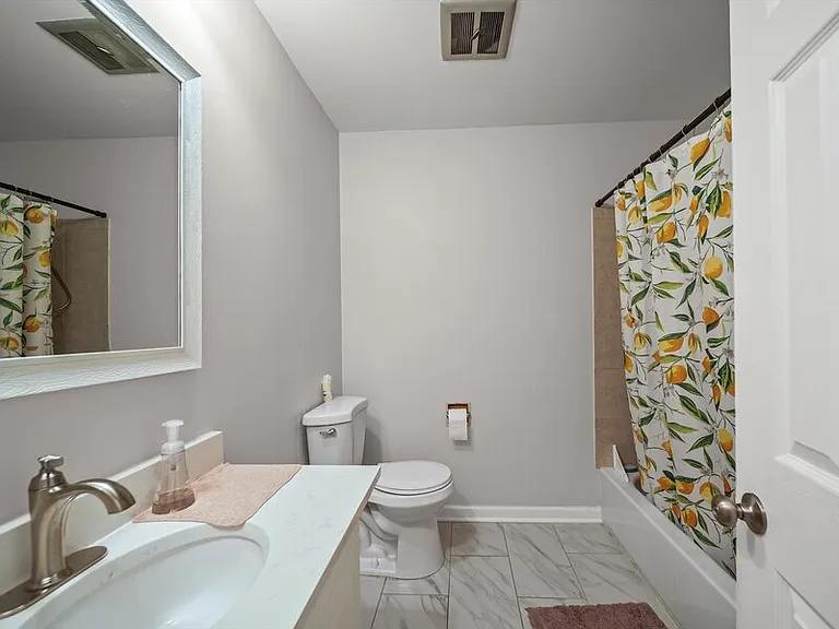 335 Meadowdale Ln — Photo 24