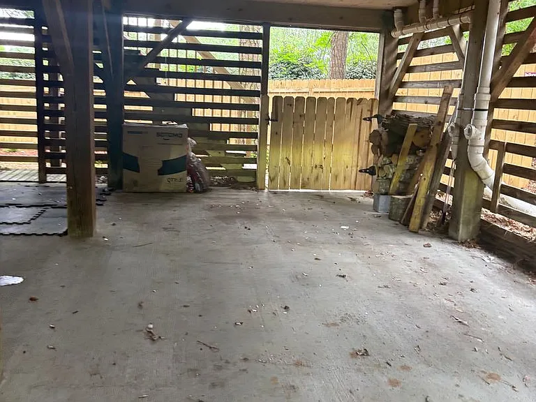 105 Lenwood Ct — Photo 4