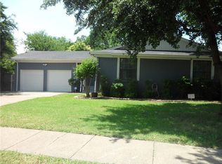 2715 Sandstone Dr, Dallas, TX 75227