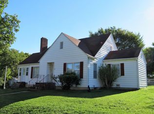 300 S East St, California, MO 65018