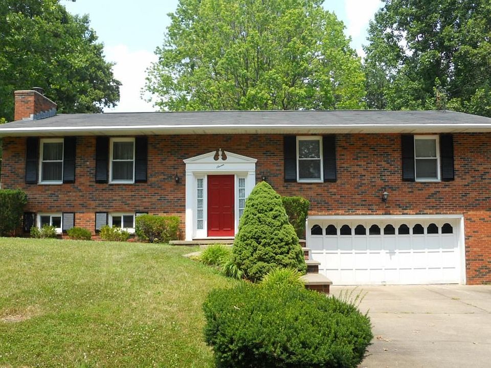 1st image of 7 Wharton Dr
