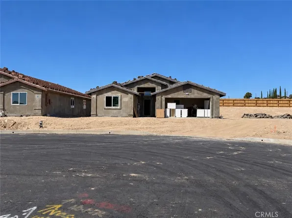 1220 Savanna Dr, Barstow, CA 92311