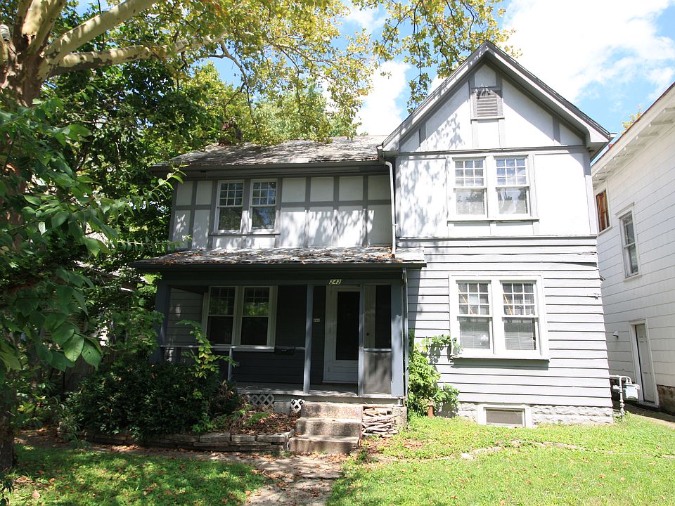 1st image of 242 E Northwood Ave