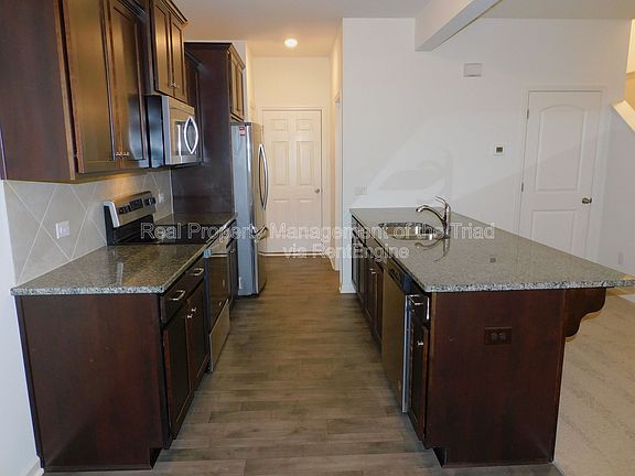 5th image of 1416 Seawatch Dr