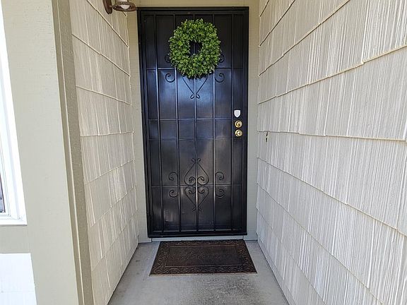 2nd image of 430 Moonraker Dr