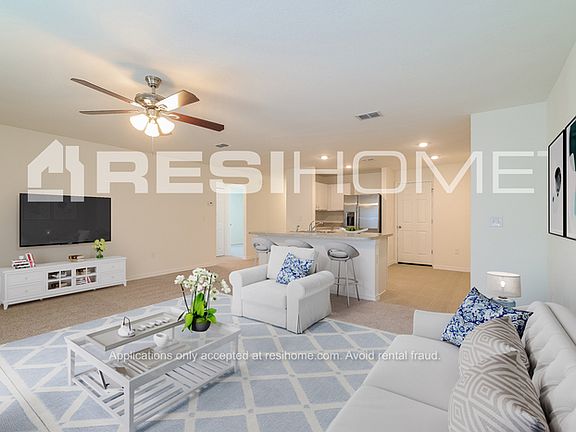 3rd image of 246 Gladiola Ct