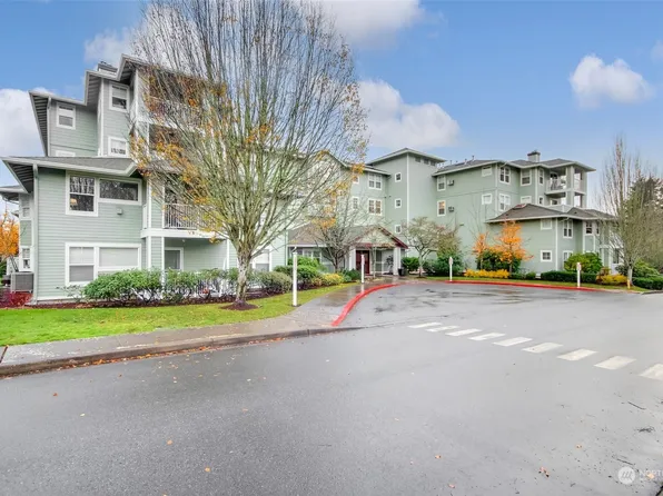 22425 SE Highland Lane #206, Issaquah, WA 98029