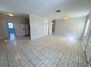 2951 NW 164th St, Miami Gardens, FL 33054