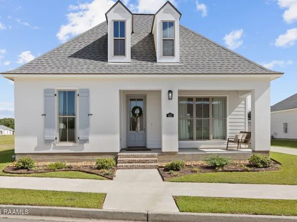 423 Flores Ct, Lafayette, LA 70507