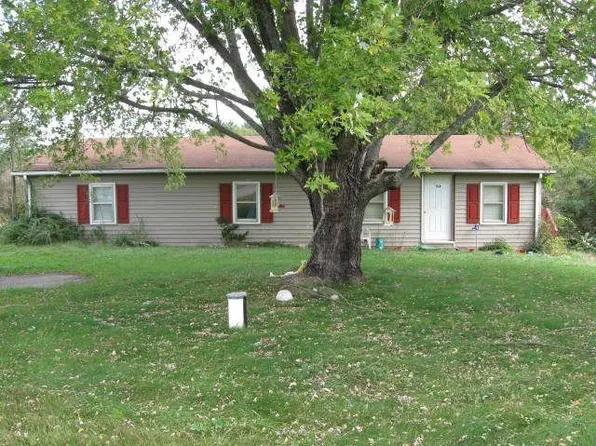 154 Lindale Ln, Woodlawn, VA 24381