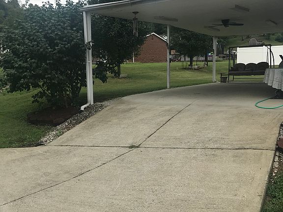5th image of 1770 Campbell Dr